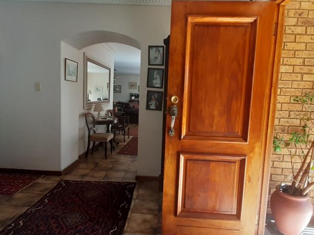 Townhouse for sale in Frances Baard, Northern Cape