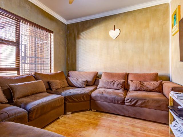 Townhouse for sale in Ekurhuleni, Gauteng