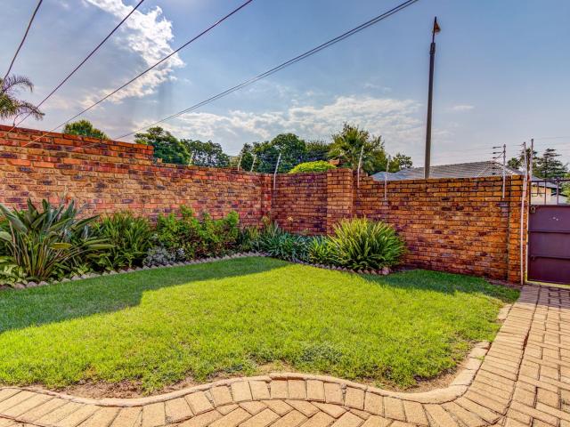 Townhouse for sale in Ekurhuleni, Gauteng