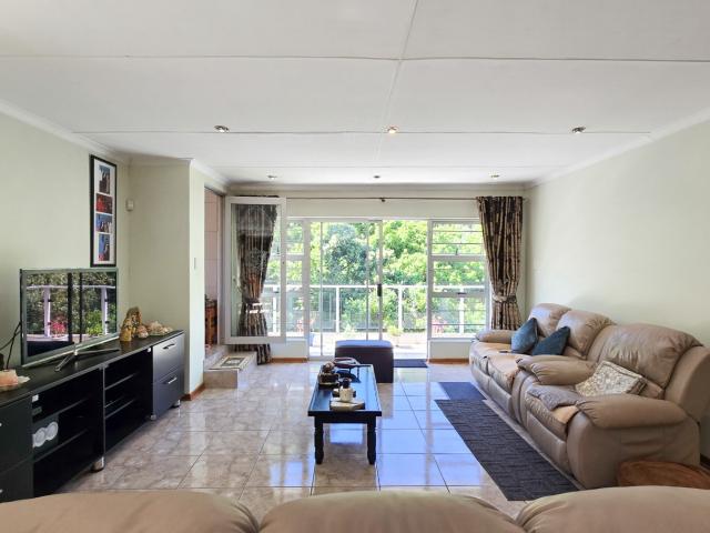 Townhouse for sale in East London, Eastern Cape