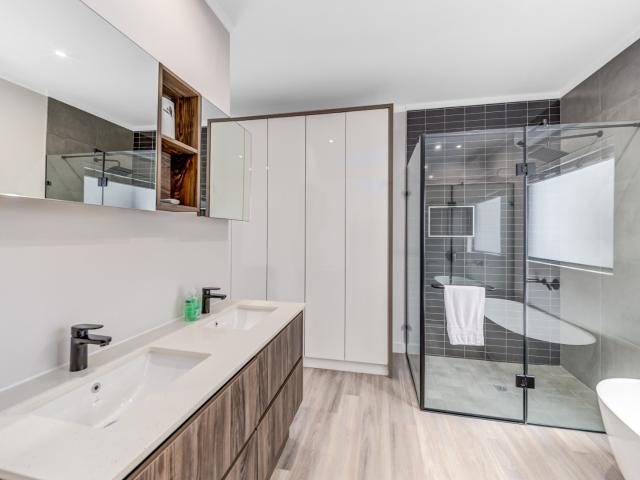 Townhouse for sale in Sandton, Gauteng