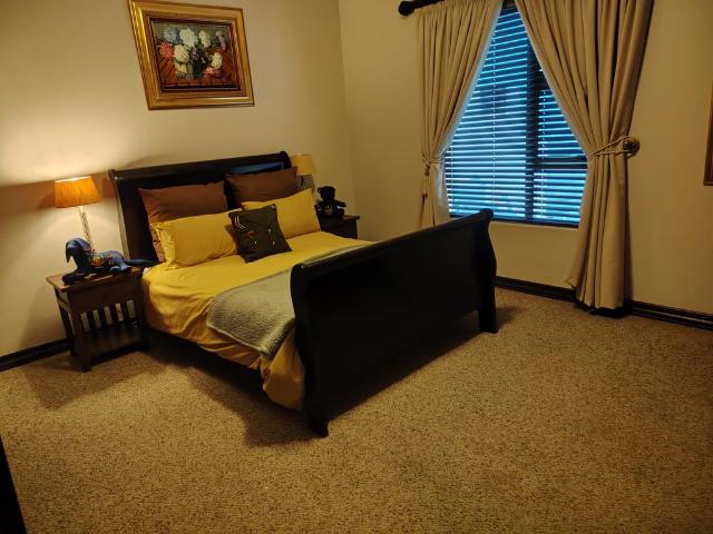 Townhouse for sale in Tlhabane, North West