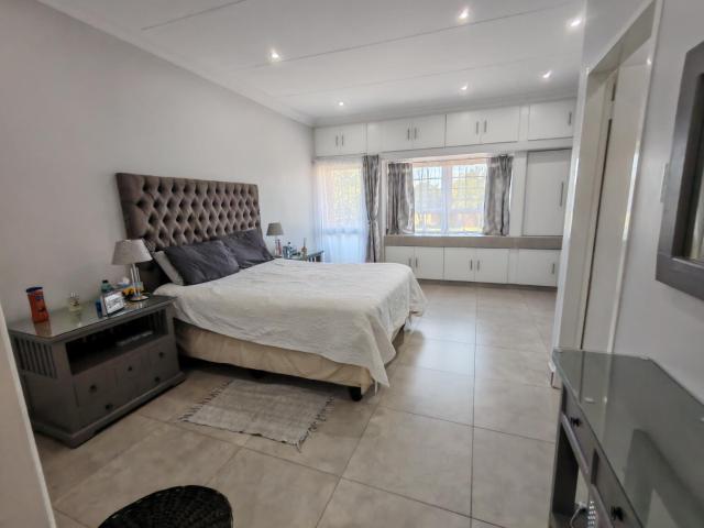 Townhouse for sale in Ekurhuleni, Gauteng