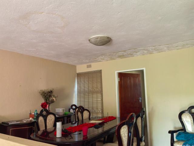 Townhouse for sale in Vosloorus, Gauteng