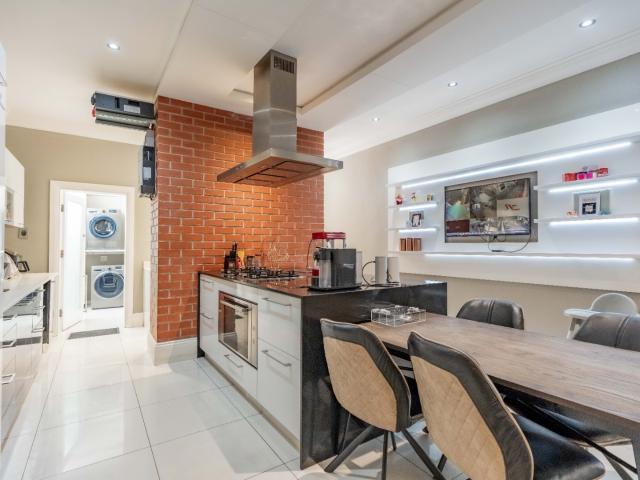 Townhouse for sale in Seaview, Kwazulu-natal