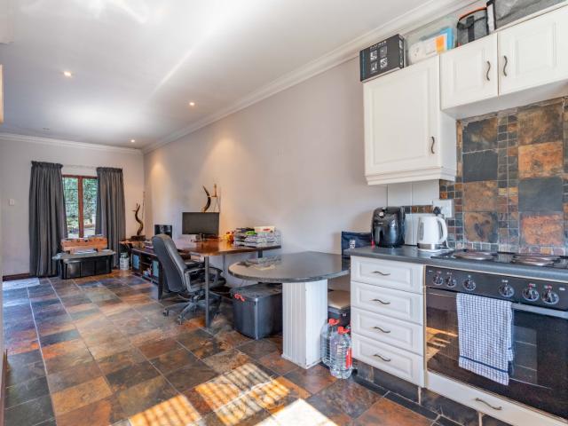 Townhouse for sale in Winston Park, Kwazulu-natal
