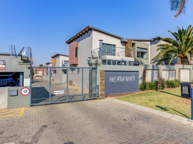 Townhouse for sale in Ekurhuleni, Gauteng