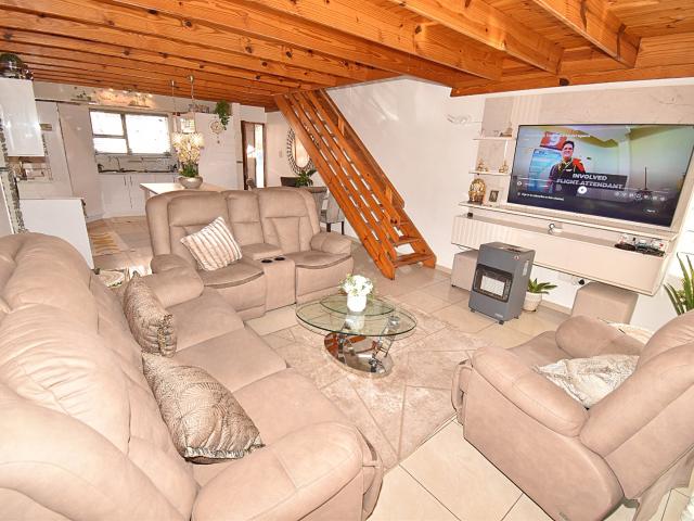 Townhouse for sale in Ekurhuleni, Gauteng