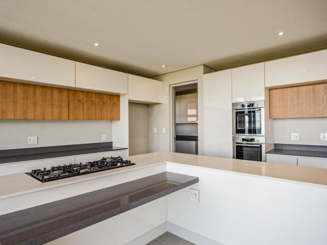 Townhouse for sale in Umhlanga, Kwazulu-natal