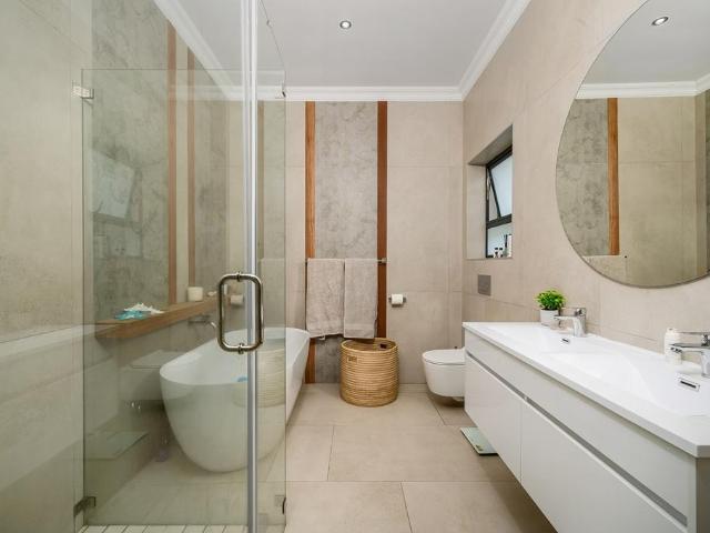 Townhouse for sale in Port Elizabeth, Eastern Cape