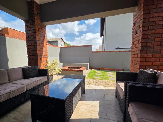 Townhouse for sale in Meyersdal, Ekurhuleni