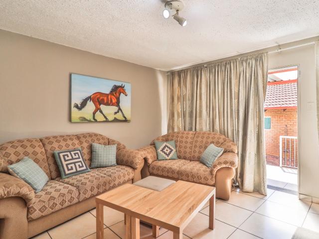Townhouse for sale in Waterkloof, Gauteng