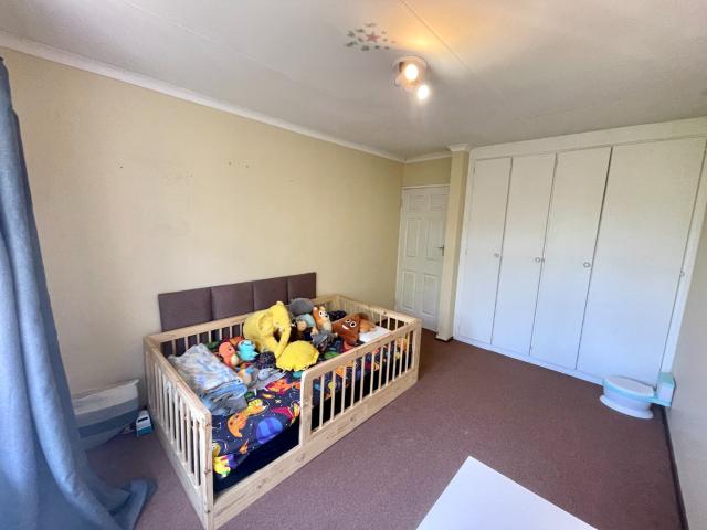 Townhouse for sale in Waterkloof, Gauteng