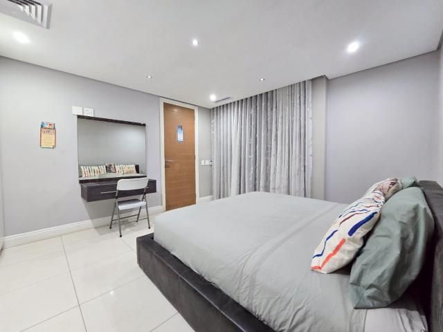 Townhouse for sale in Seaview, Kwazulu-natal