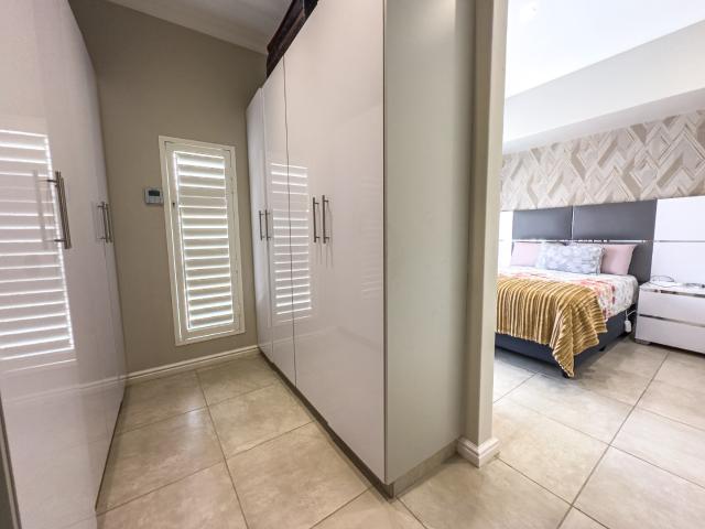 Townhouse for sale in Seaview, Kwazulu-natal