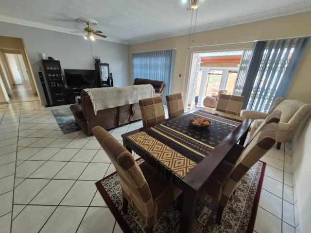 Townhouse for sale in Ekurhuleni, Gauteng