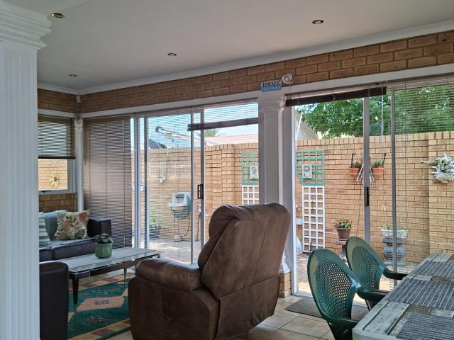 Townhouse for sale in Ekurhuleni, Gauteng