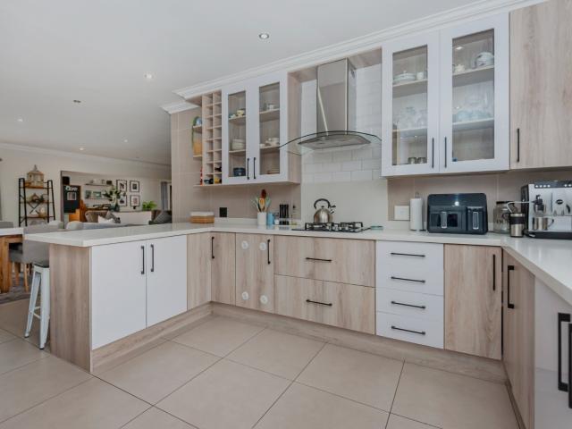 Townhouse for sale in Ekurhuleni, Gauteng