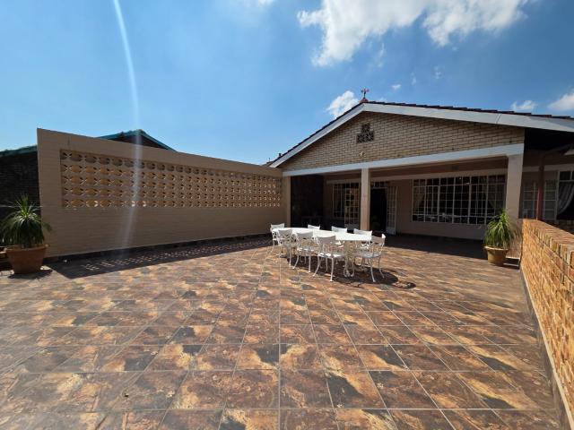 Townhouse for sale in Ekurhuleni, Gauteng