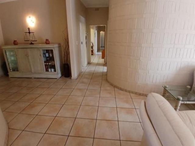 Townhouse for sale in Randhart, Ekurhuleni
