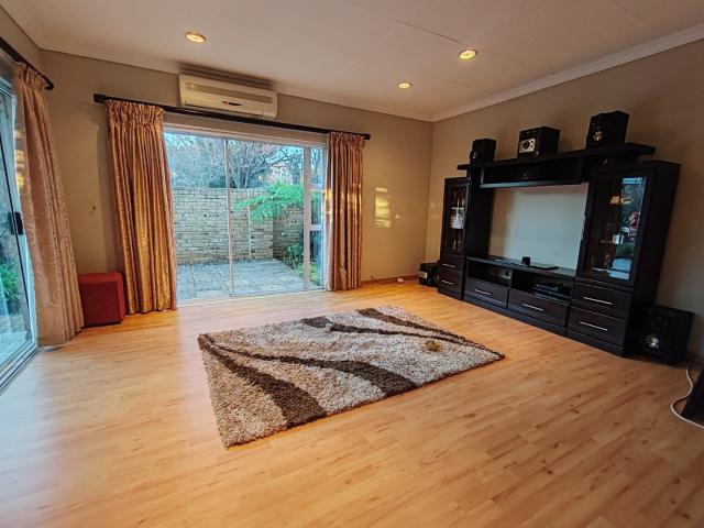 Townhouse for sale in Sedibeng, Gauteng