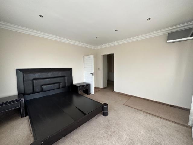 Townhouse for sale in Seaview, Kwazulu-natal