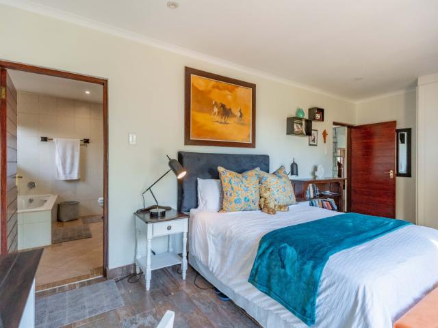 Townhouse for sale in Kloof, Kwazulu-natal