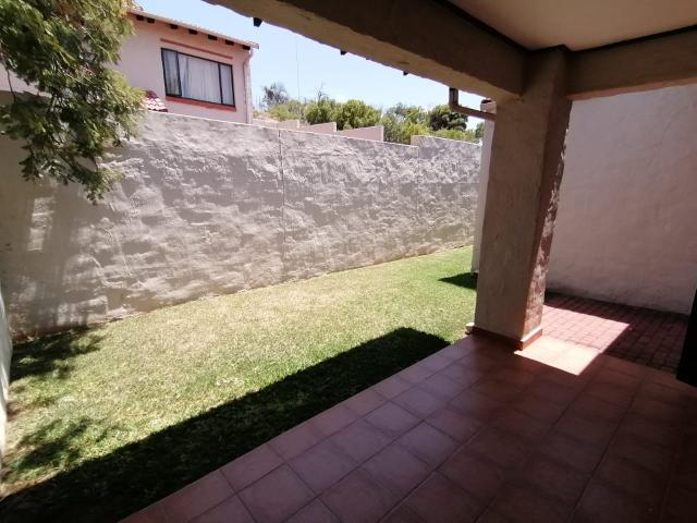 Townhouse for sale in Hartbeespoort Dam Nature Reserve, North West