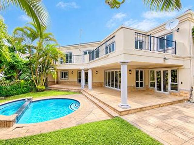 Townhouse for sale in Umhlanga Rocks, eThekwini Metropolitan Municipality