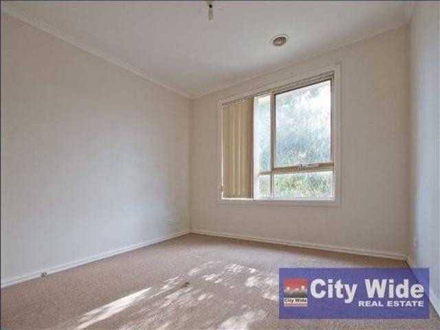 Townhouse for rent in Camerons Creek, Victoria