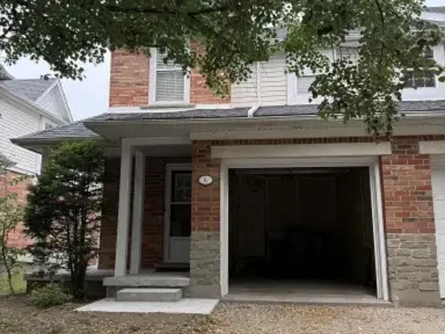 Townhouse for rent in Guelph, Ontario