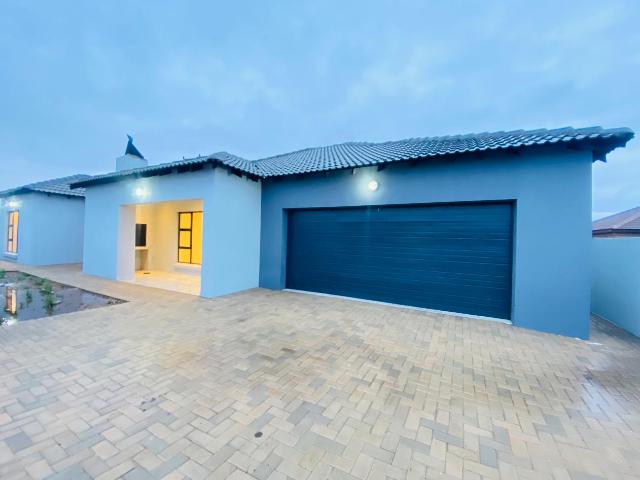 Townhouse for sale in Middelburg, Steve Tshwete