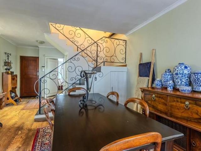 Townhouse for sale in Cape Town, Western Cape