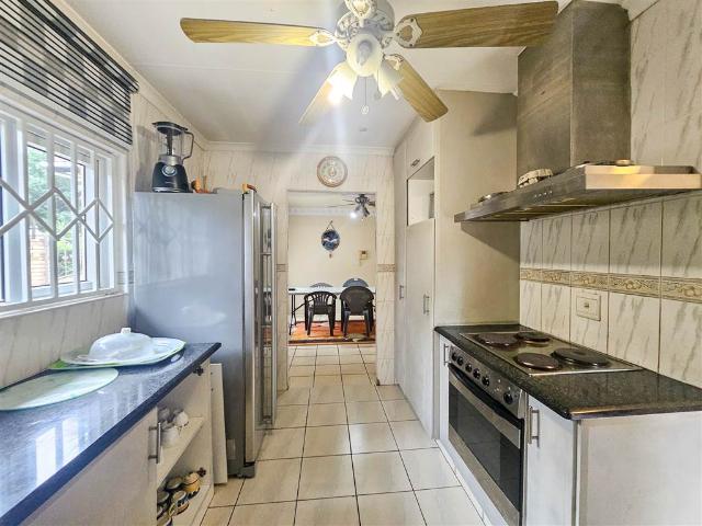 Townhouse for sale in Seaview, Kwazulu-natal