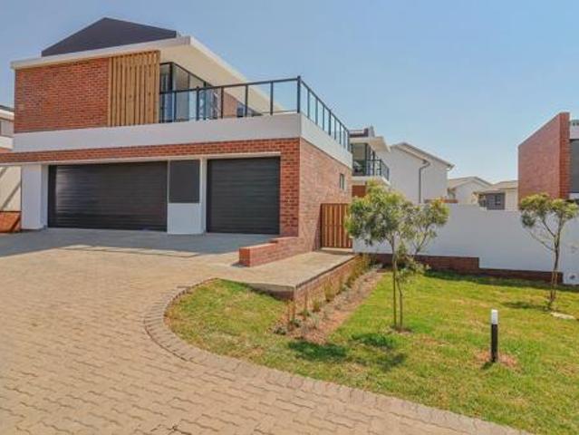 Townhouse for sale in Westonaria, Gauteng