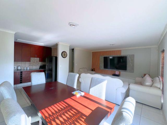 Townhouse for sale in Waterkloof, Gauteng