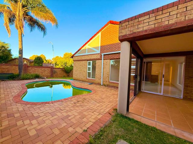 Townhouse for sale in Newcastle, Kwazulu-natal
