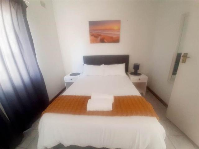 Townhouse for sale in Princess Grant, Kwazulu-natal