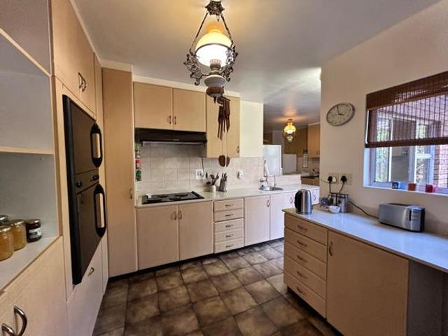Townhouse for sale in Frances Baard, Northern Cape