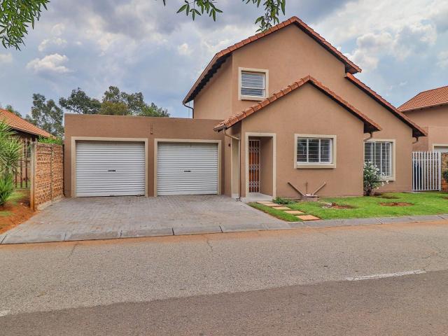 Townhouse for sale in Ekurhuleni, Gauteng