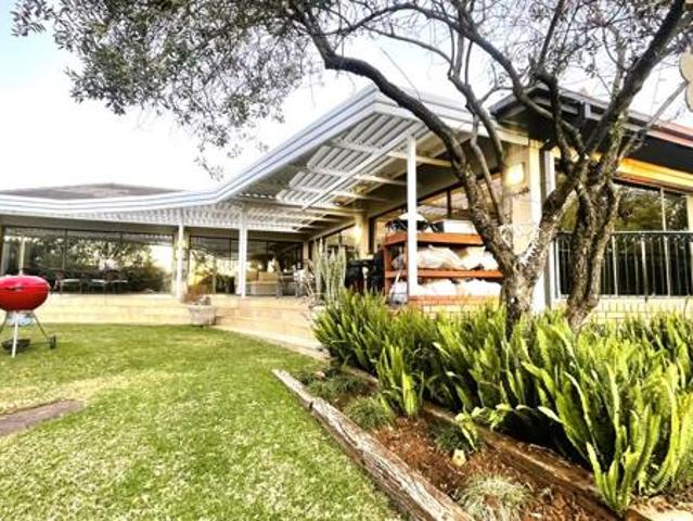 Townhouse for sale in Bloemfontein, Free State