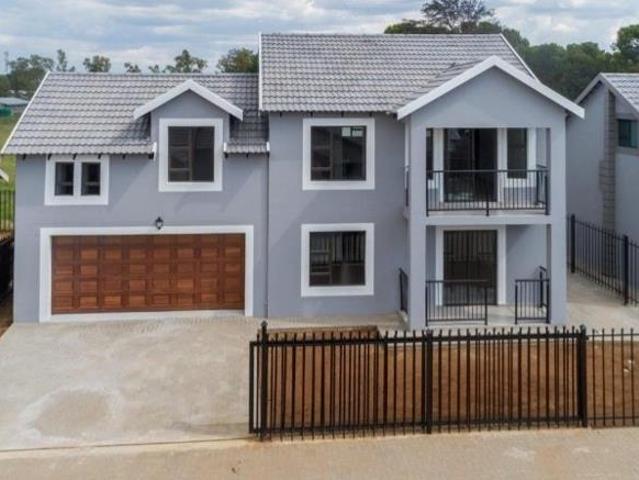Townhouse for sale in Bloemfontein, Free State
