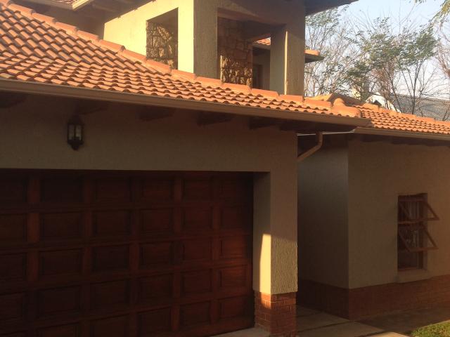 Townhouse for sale in Waterkloof, Gauteng