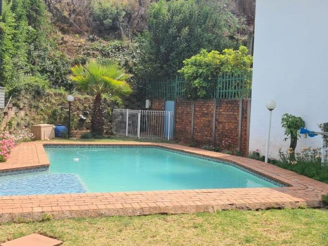 Townhouse for sale in Vosloorus, Gauteng