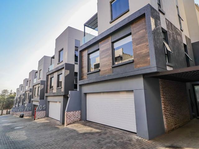 Townhouse for sale in Alexandra, Gauteng