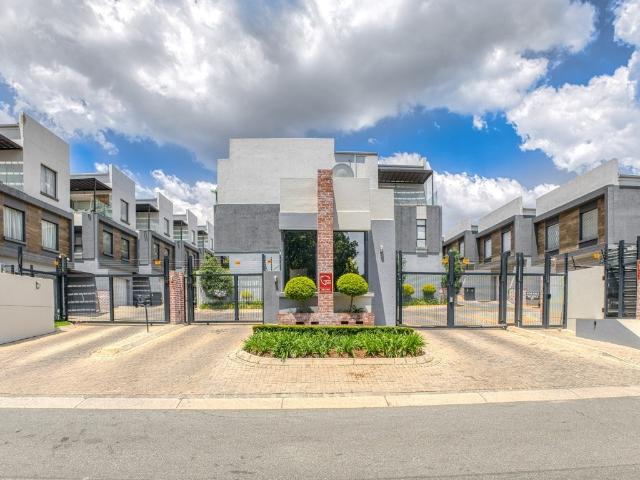 Townhouse for sale in Alexandra, Gauteng
