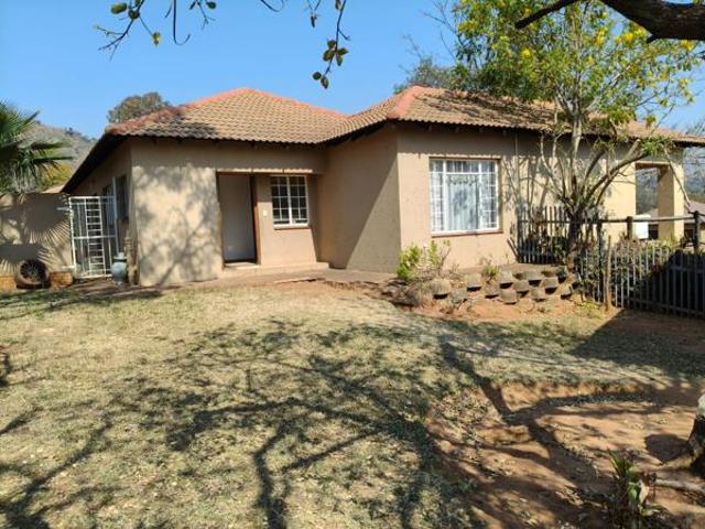 Townhouse for sale in Tlhabane, North West