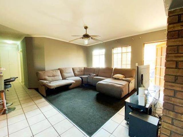Townhouse for sale in East Rand