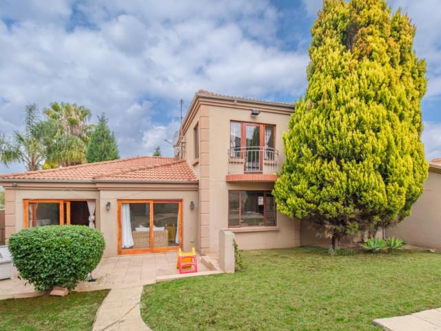 Townhouse for sale in Alexandra, Gauteng