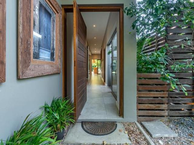 Townhouse for sale in Ballito, KwaDukuza Local Municipality